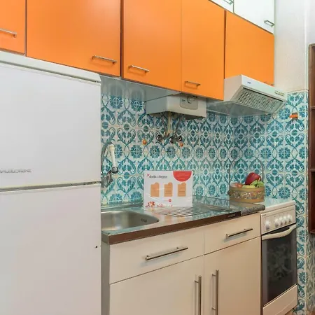 Feels Like Central Flat Apartment